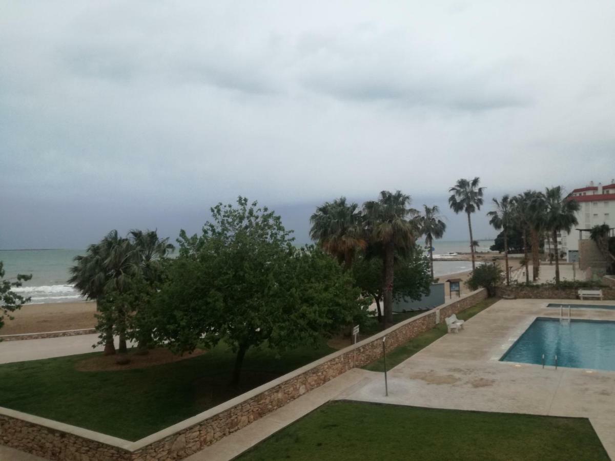 Primera Linea De Mar Con Piscina En Ebrehogar Sant Carles De La Rapita Exterior photo